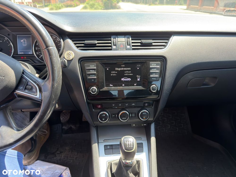 Skoda Octavia 1.4 TSI Ambition - 10