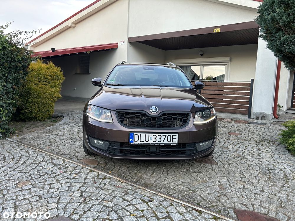 Skoda Octavia 2014 photo 2