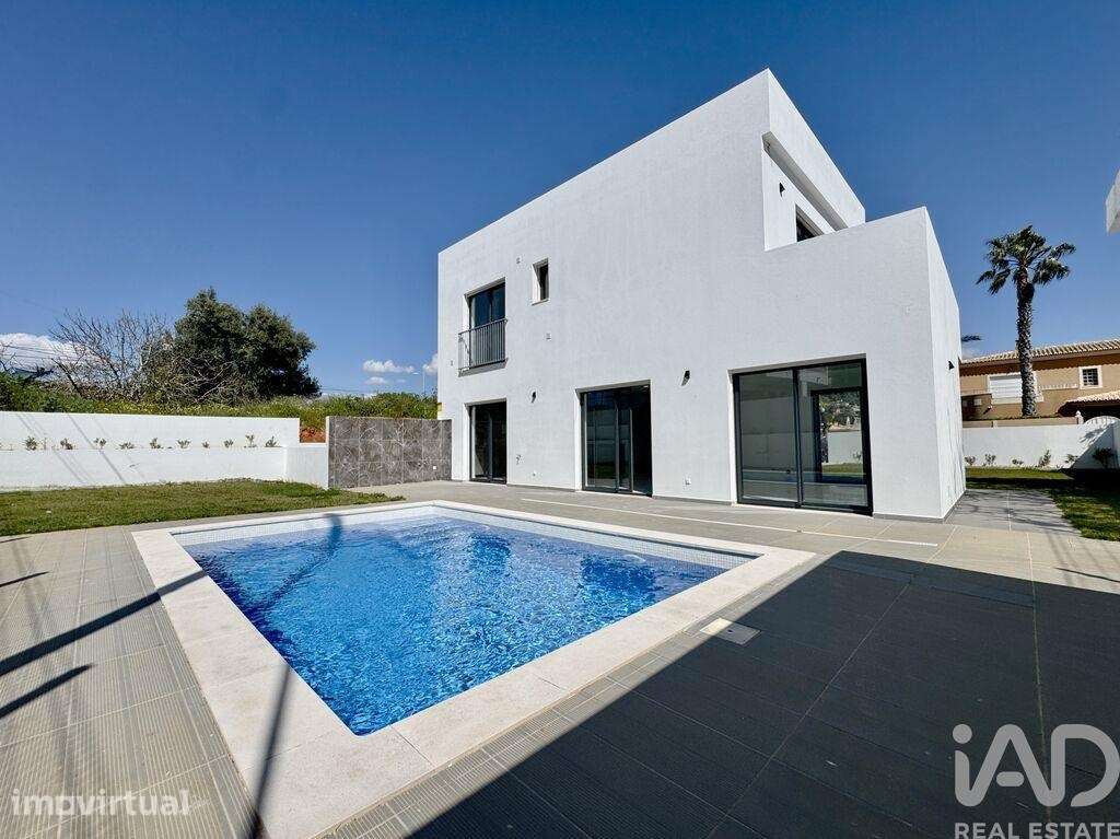 Casa / Villa T3 em São Gonçalo de Lagos de 154 m2 - Grande imagem: 3/29