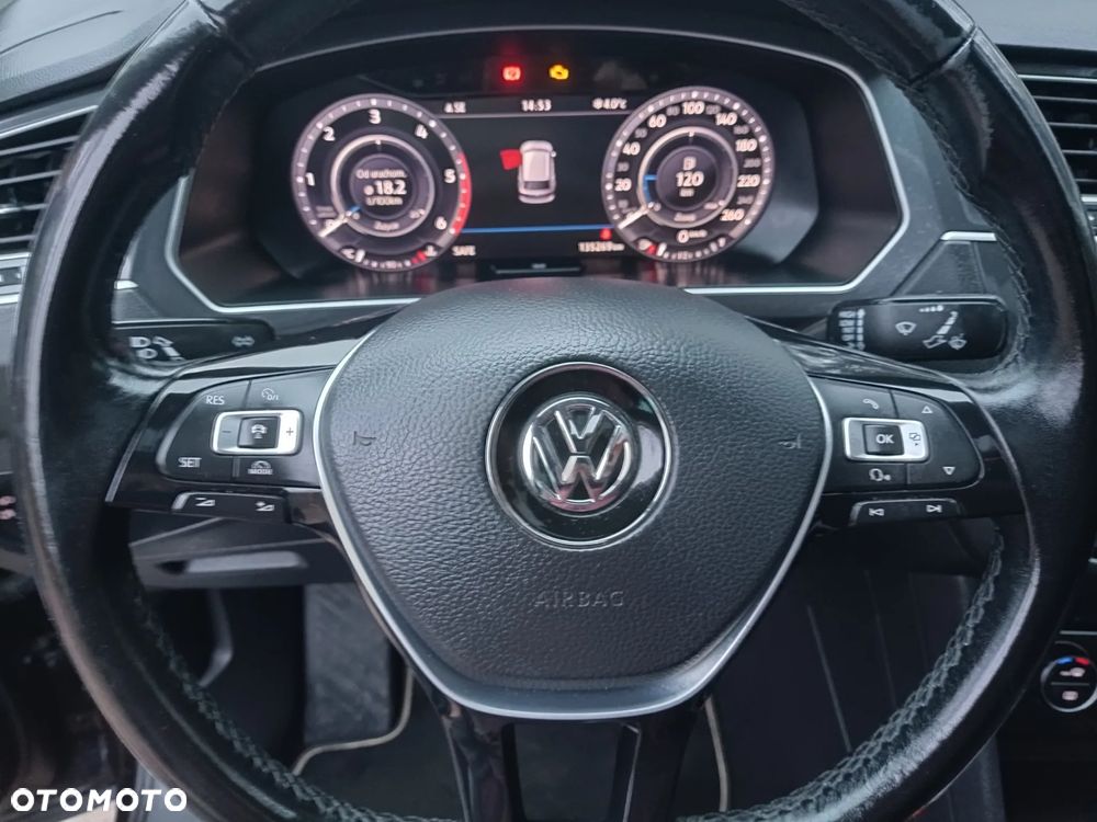 Volkswagen Tiguan 2.0 TDI SCR R-Line - 12