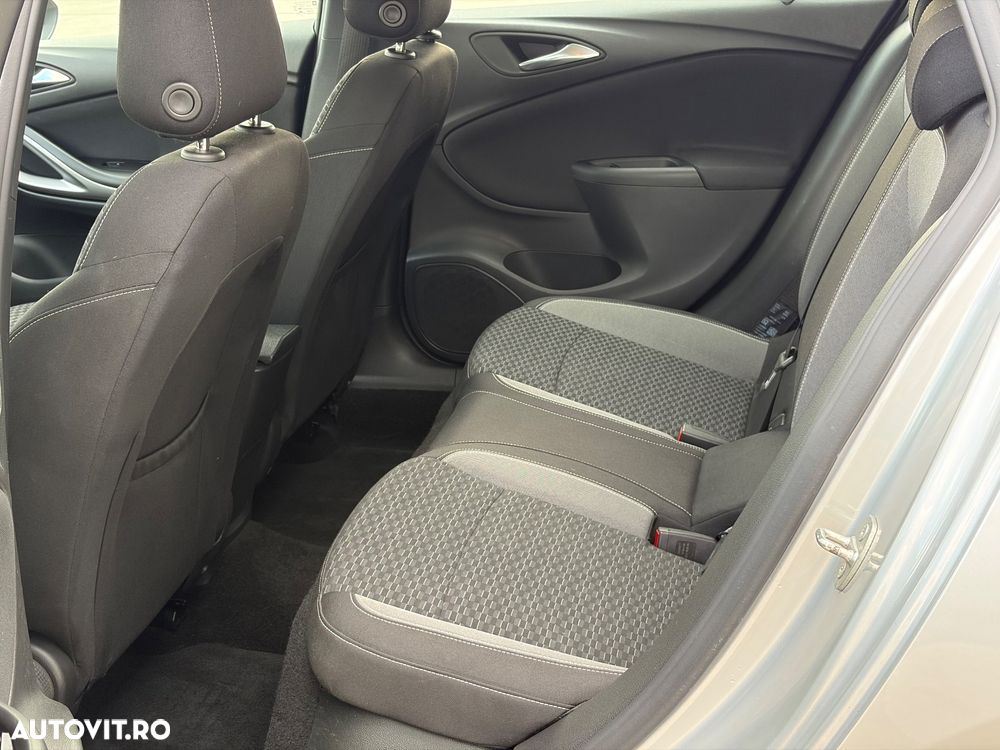 Opel Astra 1.5 D Start/Stop Automatik Business Edition - 12