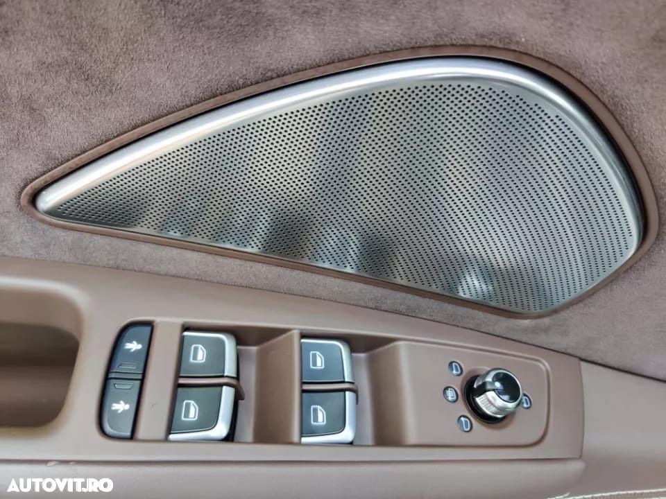 Audi A8 4.2 TDI Quattro Tiptronic - 7
