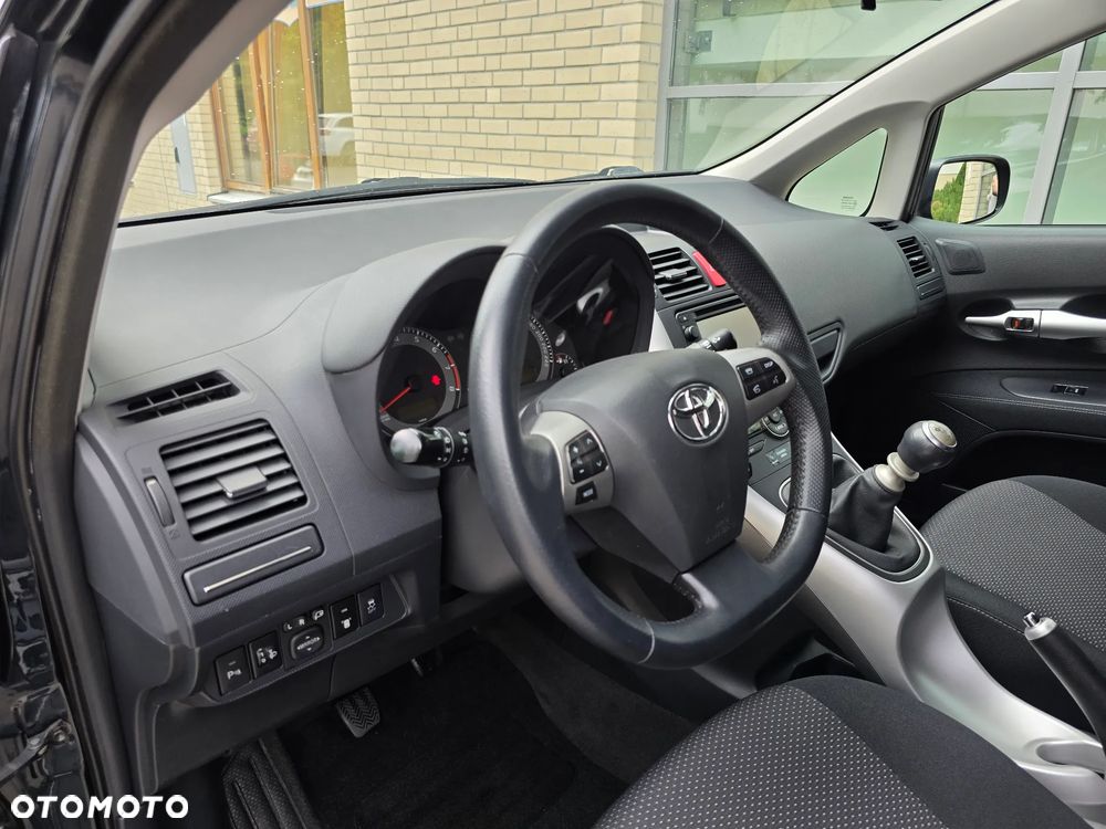 Toyota Auris 1.6 Valvematic START Edition - 16