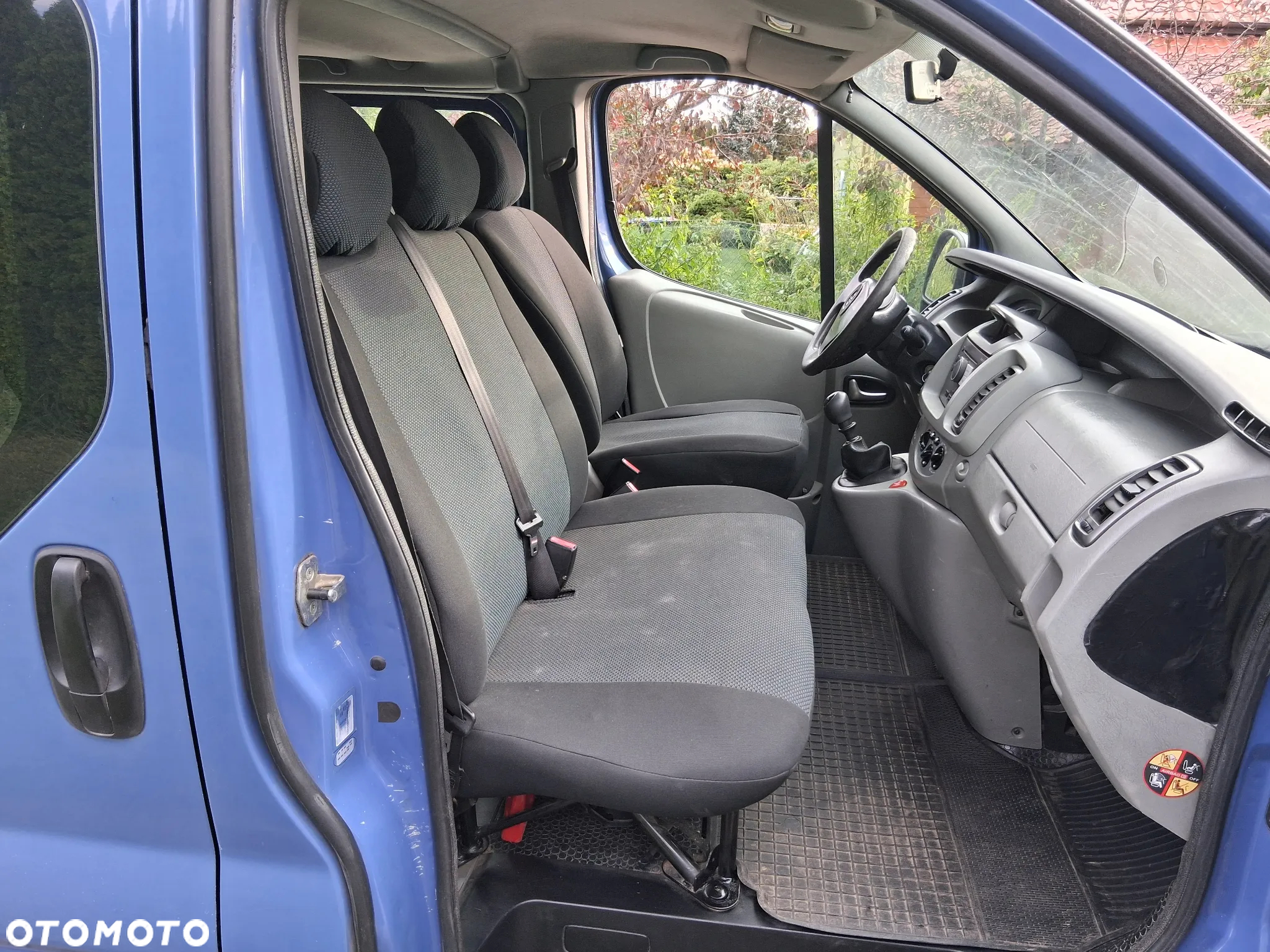 Opel Vivaro L2H1 2.9t - 11