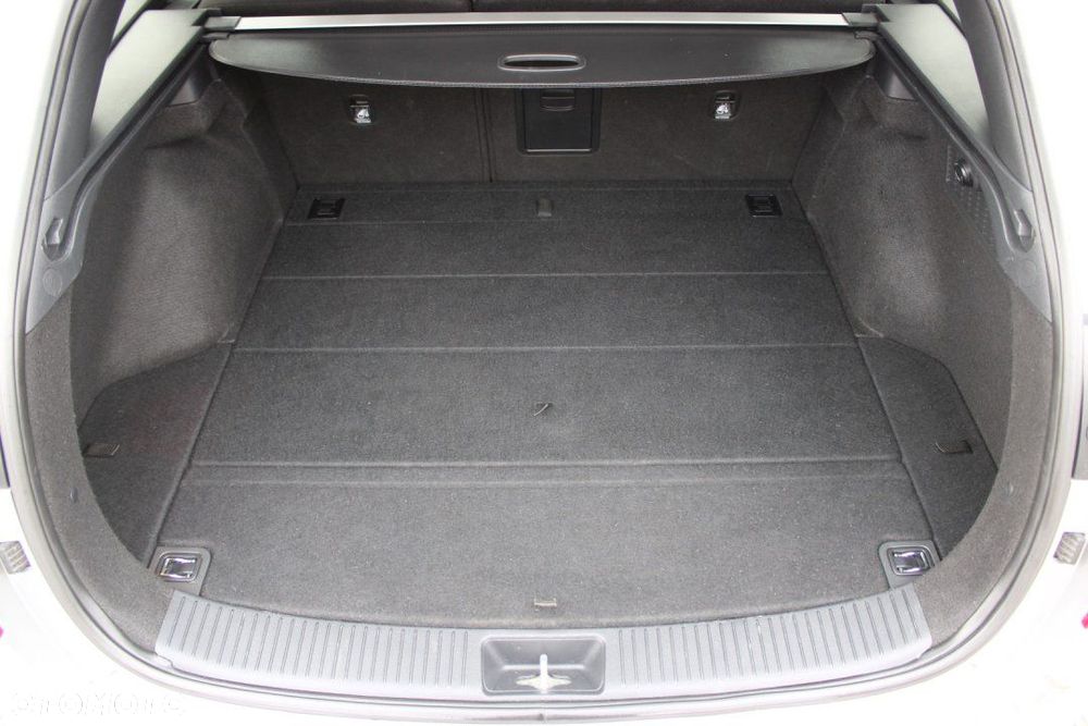 Hyundai i30 - 25