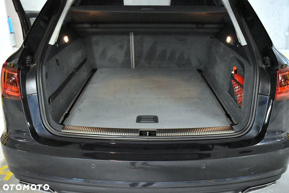 Audi A6 Avant 2.0 TDI quattro S tronic - 17