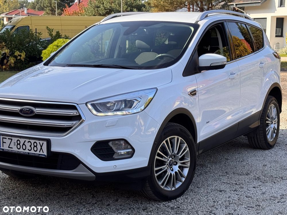 Ford Kuga 2.0 TDCi 4x4 Titanium - 4