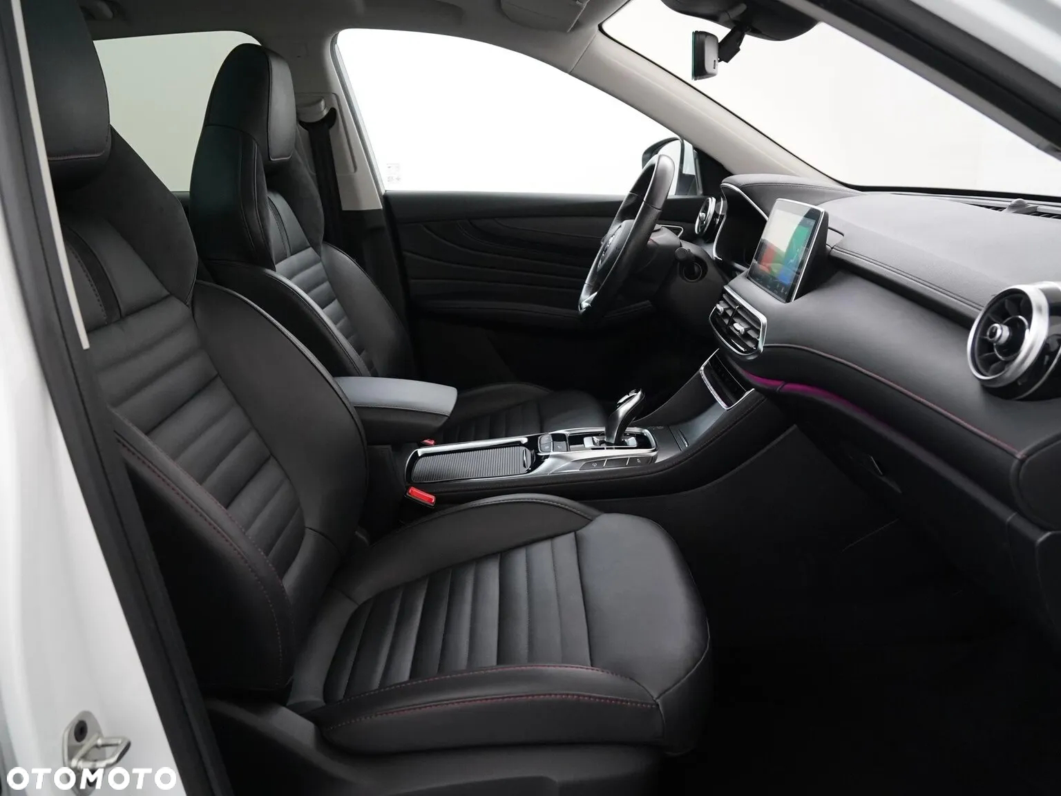 MG EHS PHEV Luxury - 26