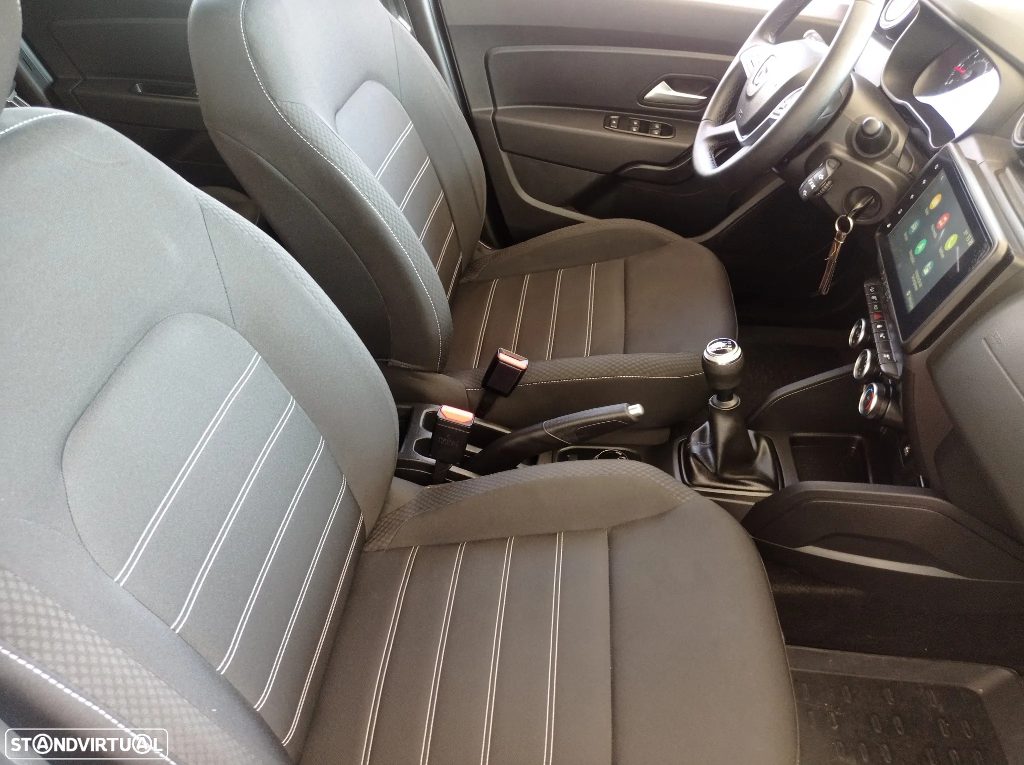 Dacia Duster 1.5 Blue dCi Comfort 4WD - 14