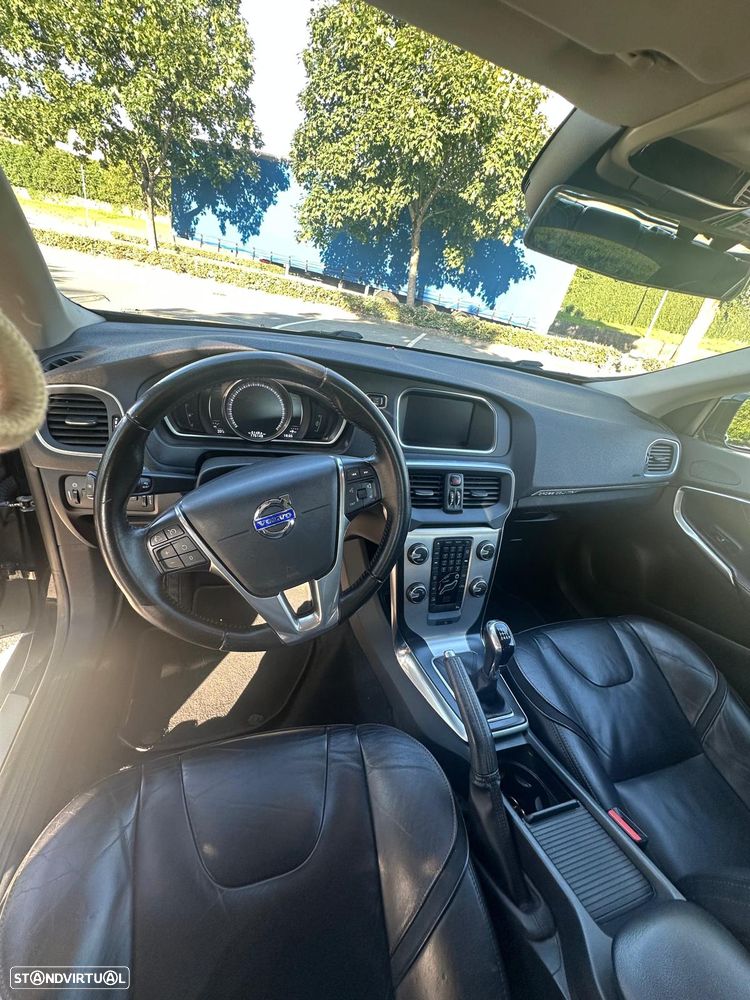 Volvo V40 Cross Country 2.0 D2 Volvo Ocean Race - 8