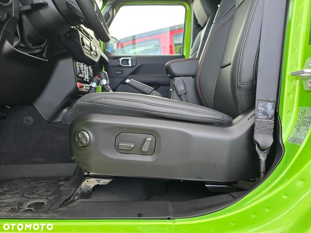 Jeep Wrangler Unlimited GME 2.0 Turbo Rubicon - 12