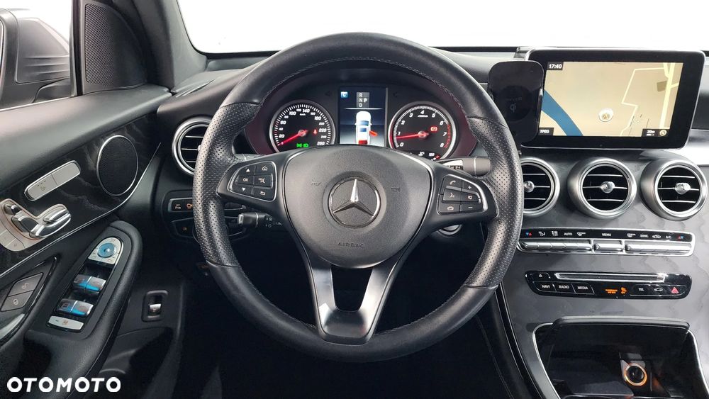 Mercedes-Benz GLC 300 4-Matic - 9