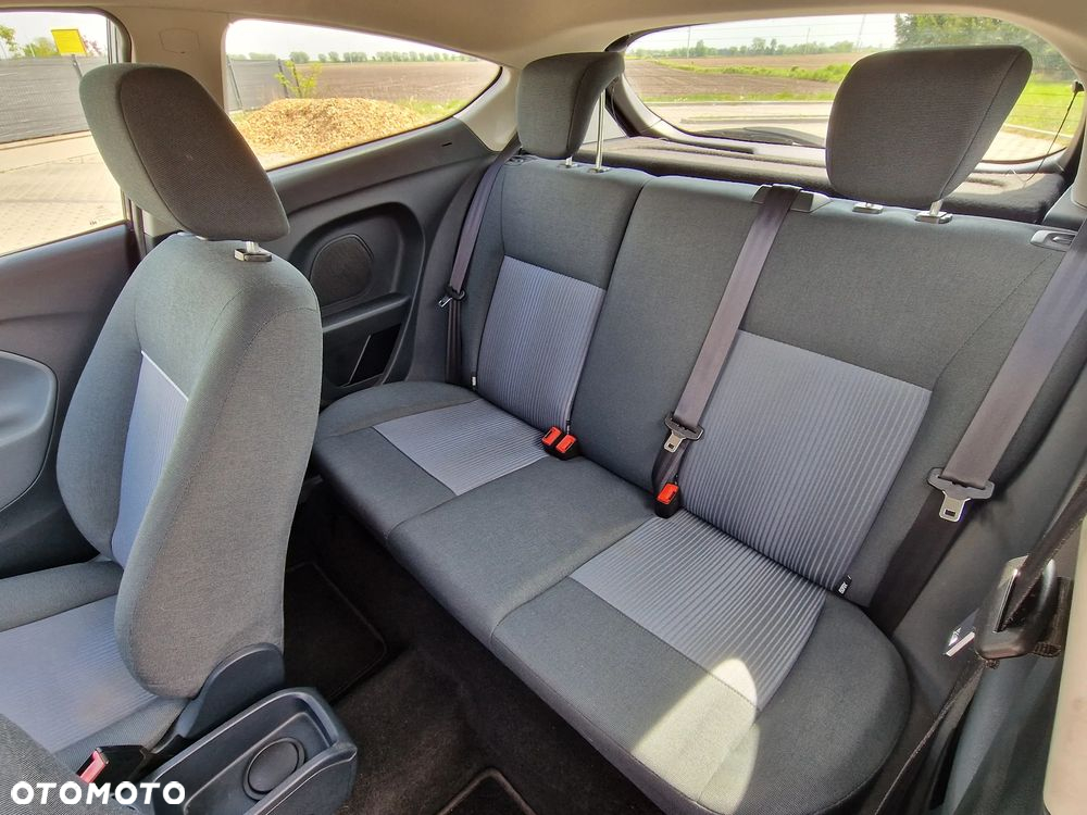 Ford Fiesta 1.25 Ambiente EU5 - 10