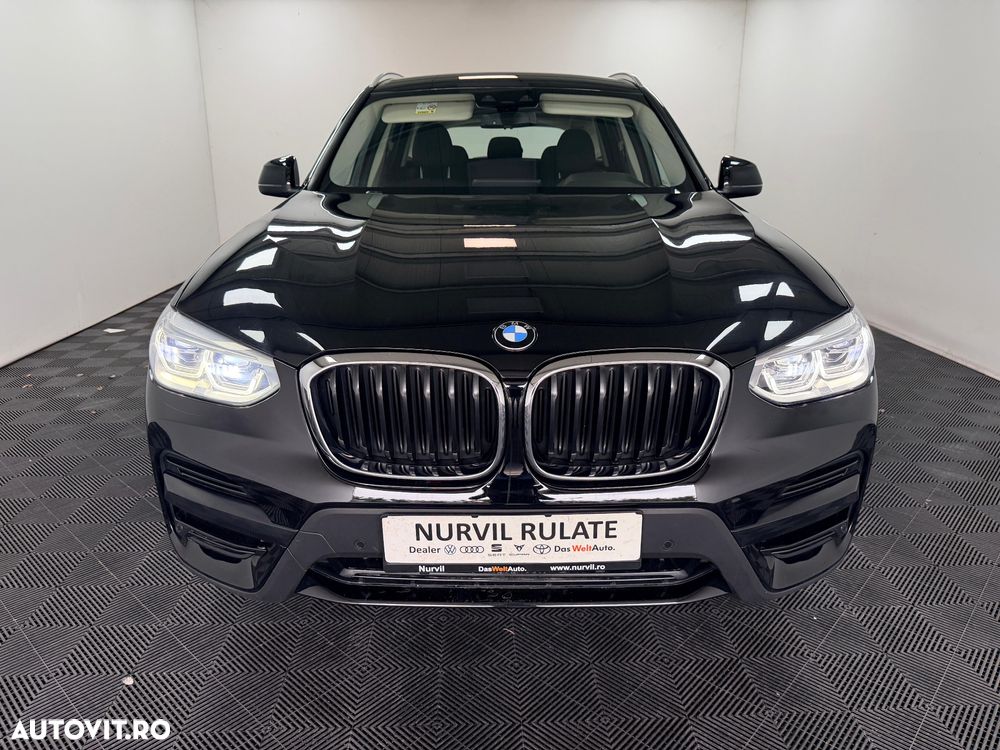 BMW X3 xDrive20i AT - 1