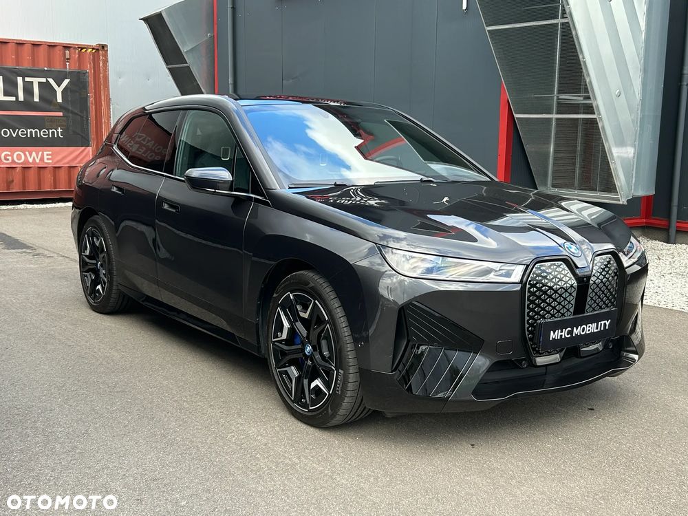 BMW iX xDrive40 76.6kWh - 11