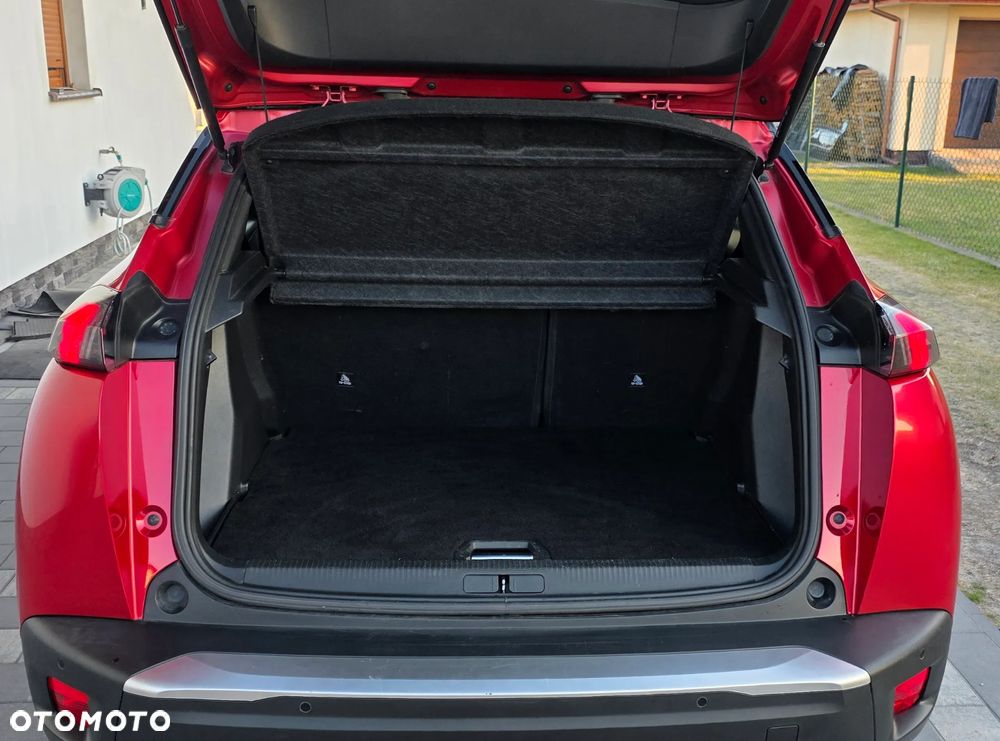 Peugeot 2008 BlueHDi 130 EAT8 GT - 28