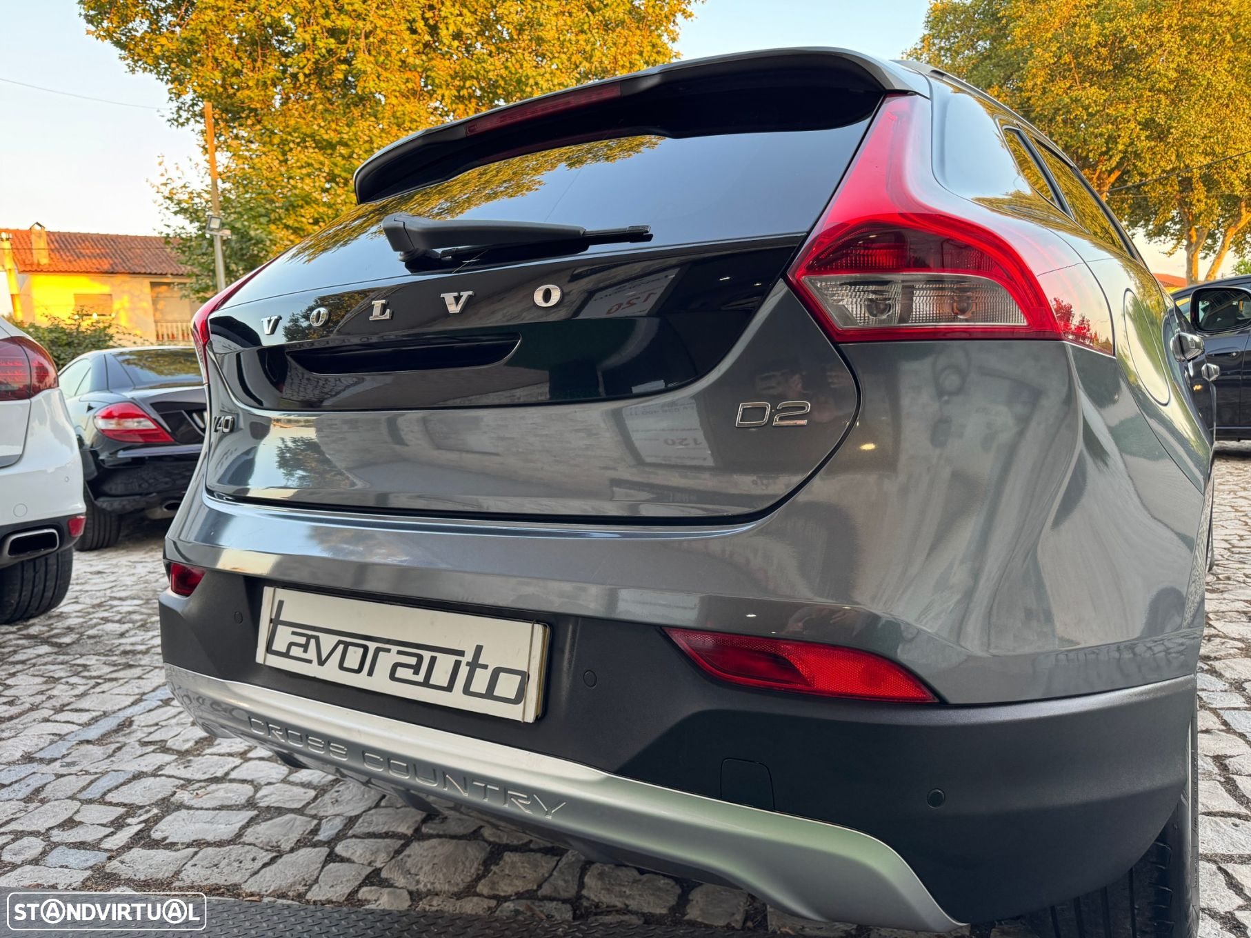Volvo V40 Cross Country 1.6 D2 Momentum - 25