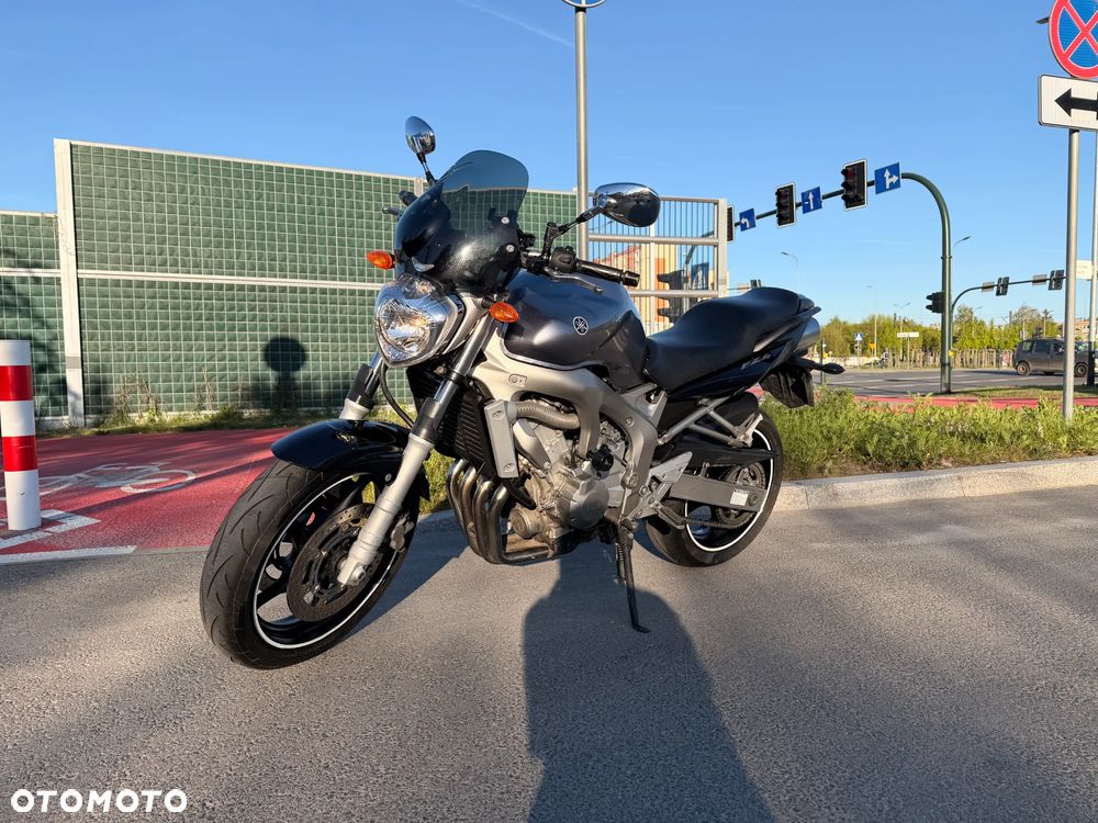 Yamaha FZ6 - 1