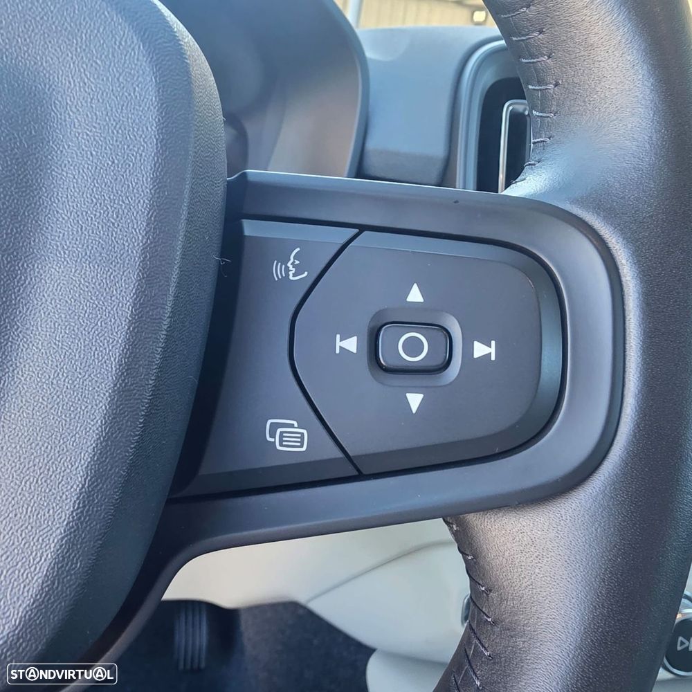 Volvo XC 40 1.5 T3 Momentum - 19