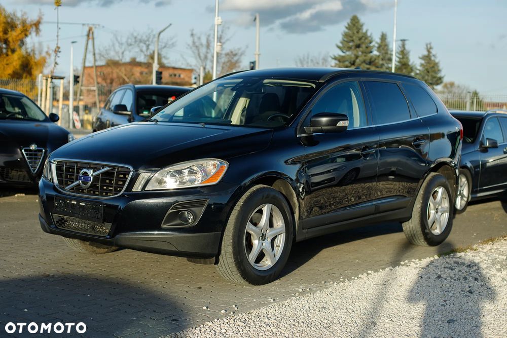 Volvo XC 60 2.4D AWD Kinetic - 1