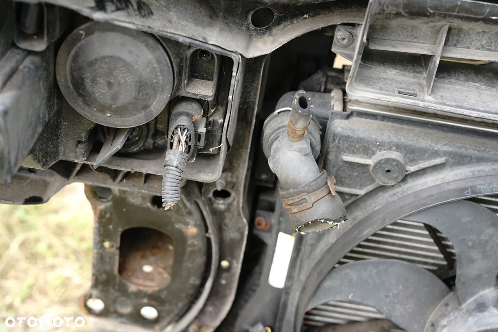 Pas przedni kompletny VW Golf V GT 2.0 T - 11