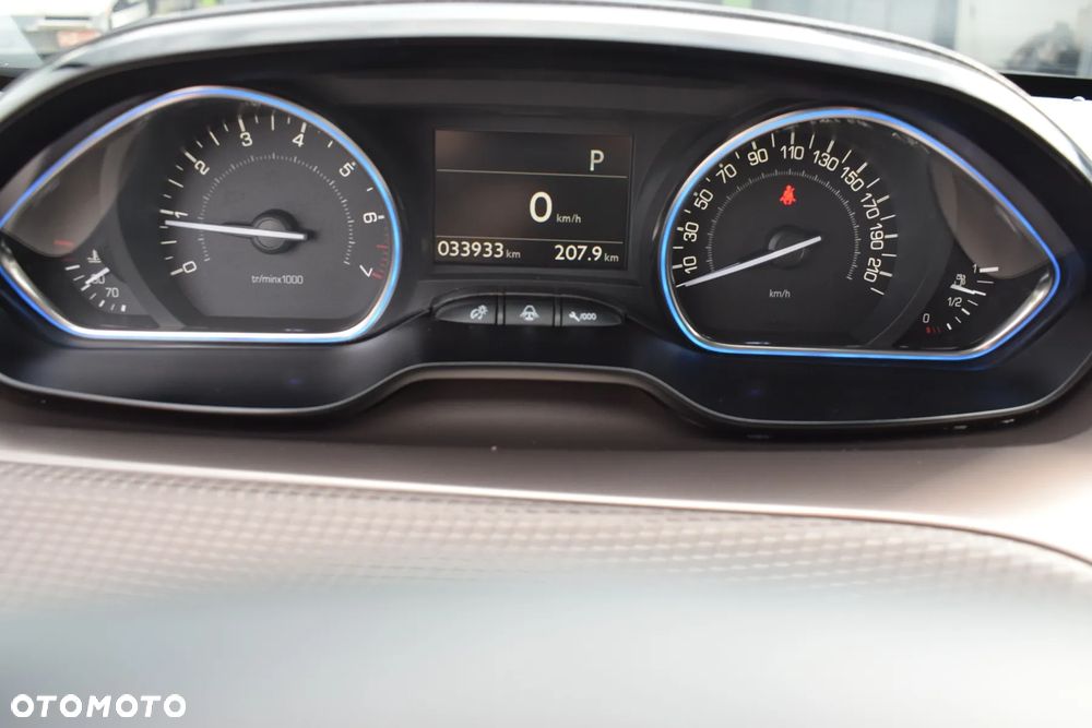 Peugeot 2008 PureTech 110 Stop&Start EAT6 Allure - 18