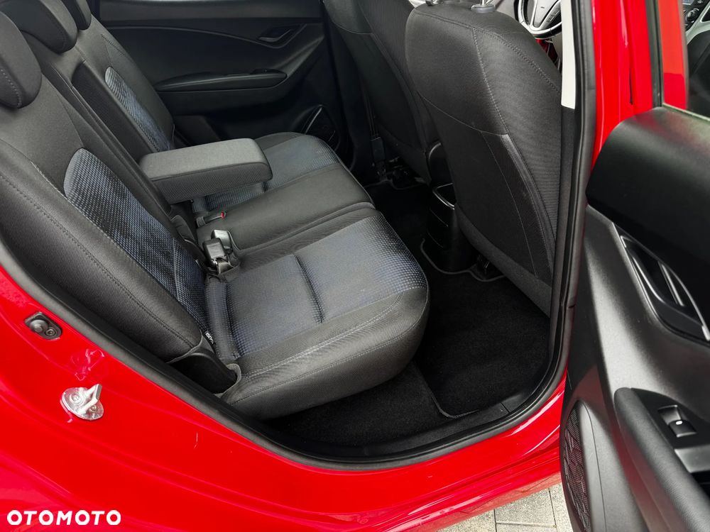 Hyundai ix20 1.6 CRDi blue Comfort - 14