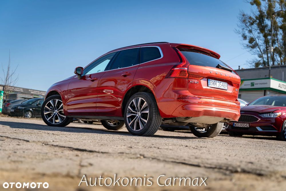 Volvo XC 60 T5 AWD Momentum - 11