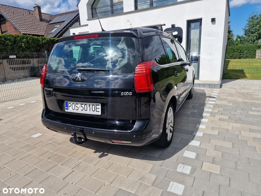 Peugeot 5008 - 5