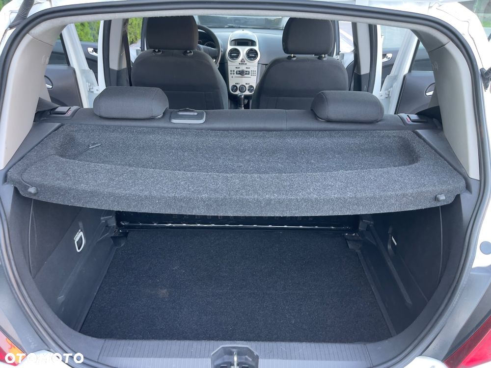 Opel Corsa - 18