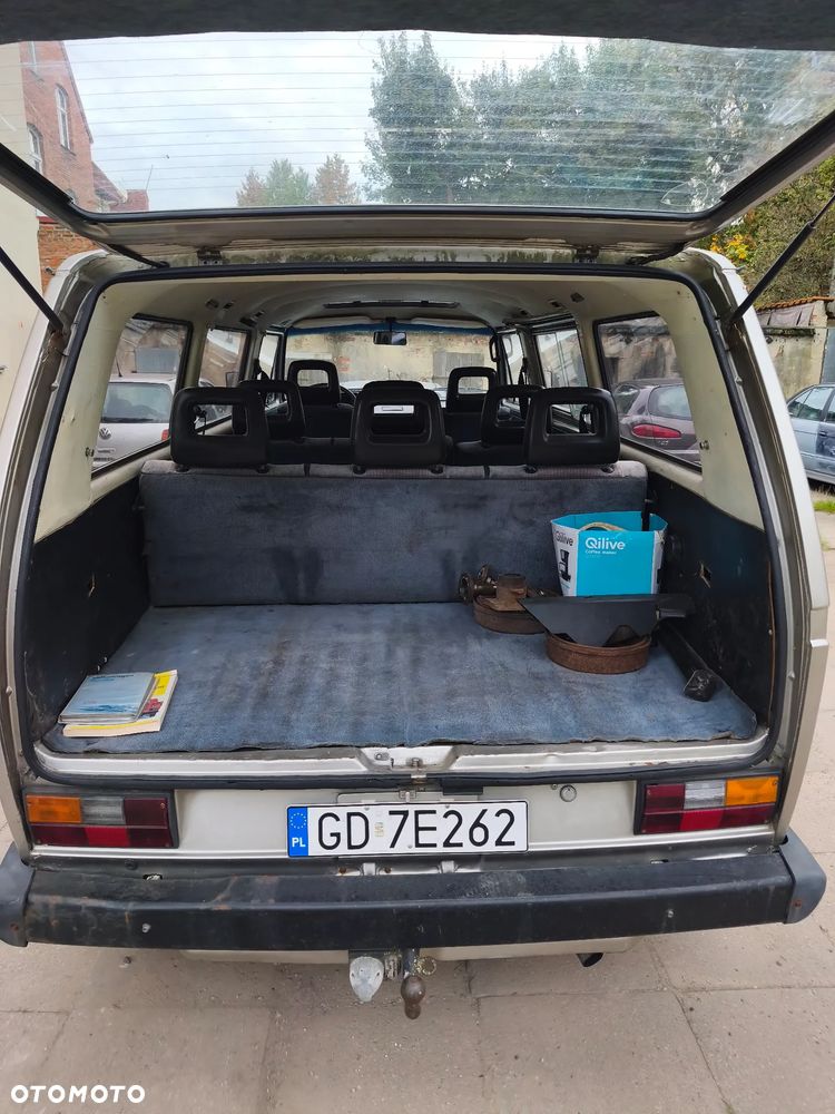 Volkswagen Transporter - 8