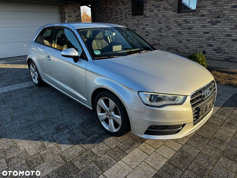 Audi A3 3-drzwiowe 1.4 TFSI Ambiente - 1