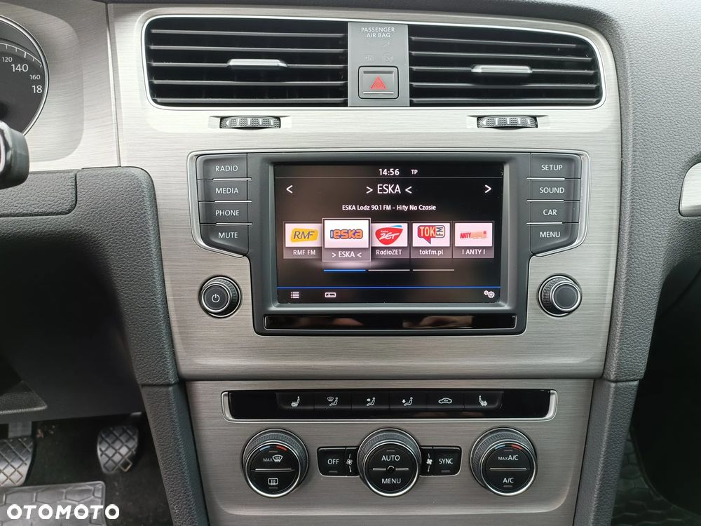 Volkswagen Golf 1.4 TSI BMT Comfortline - 11