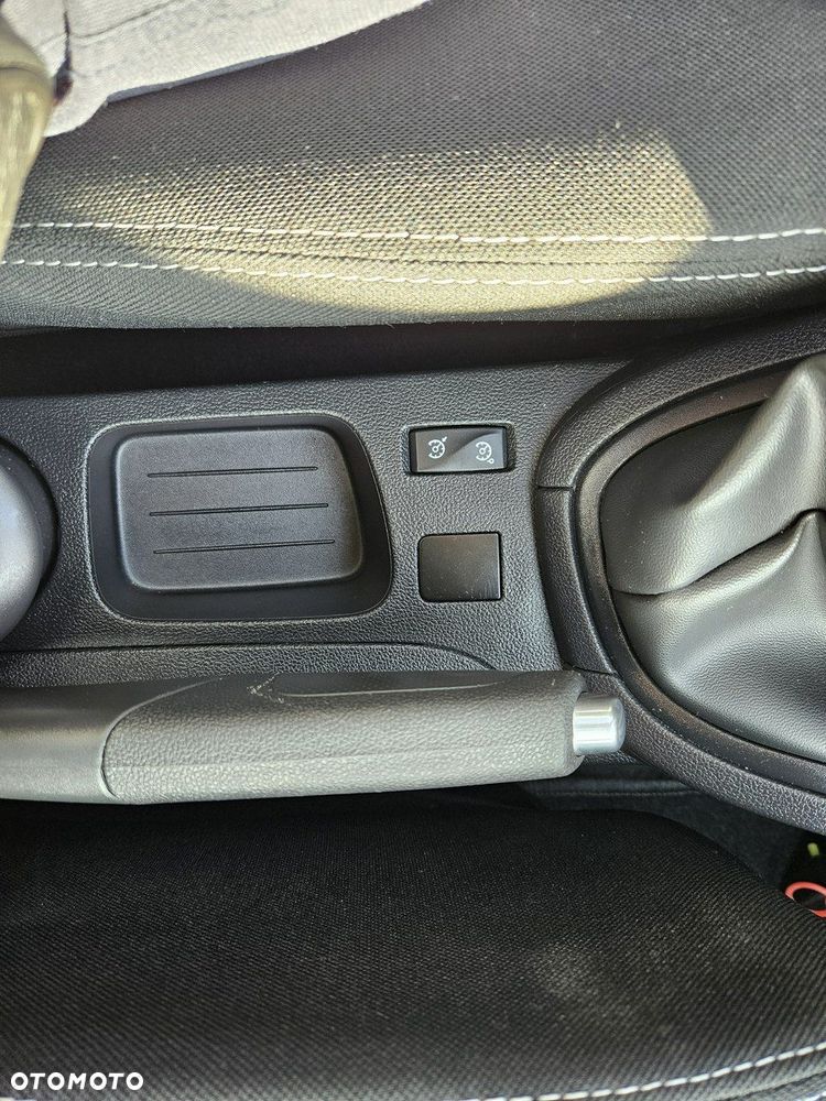 Renault Clio - 16