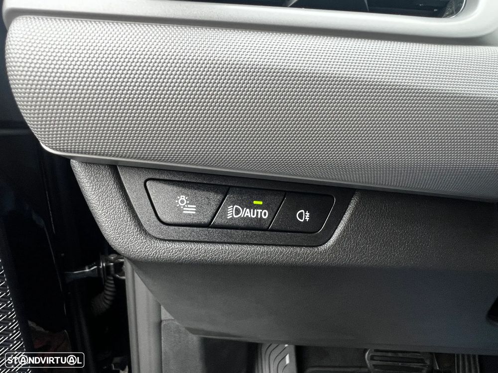 BMW 218 Active Tourer i Auto - 19