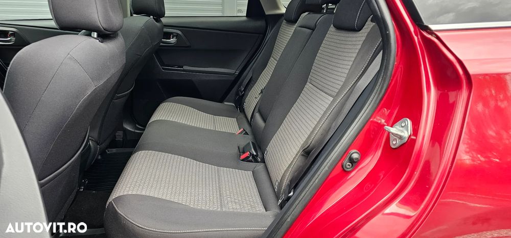 Toyota Auris - 13