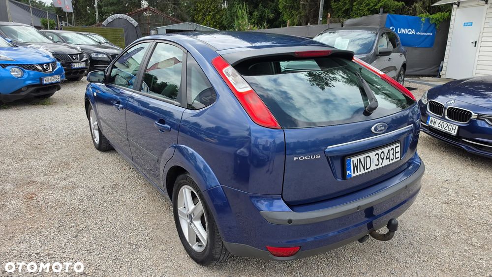 Ford Focus 1.8 FF Ghia - 4