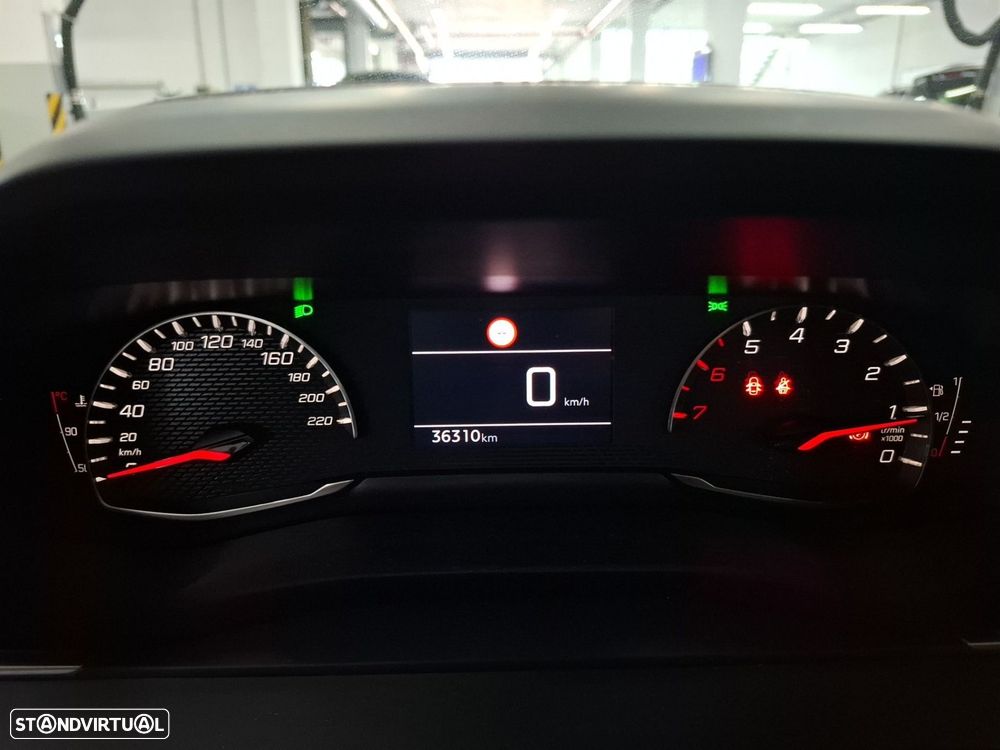 Peugeot 2008 1.2 PureTech Active - 15