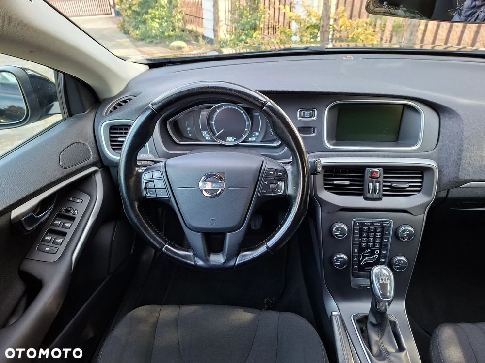 Volvo V40 - 14