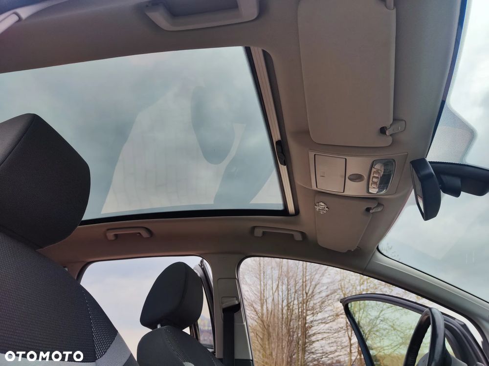 Ford Kuga 2.0 TDCi 4x4 Champions Edition - 11