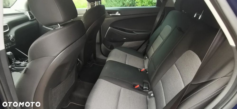 Hyundai Tucson blue 1.6 CRDi 4WD DCT Premium - 23
