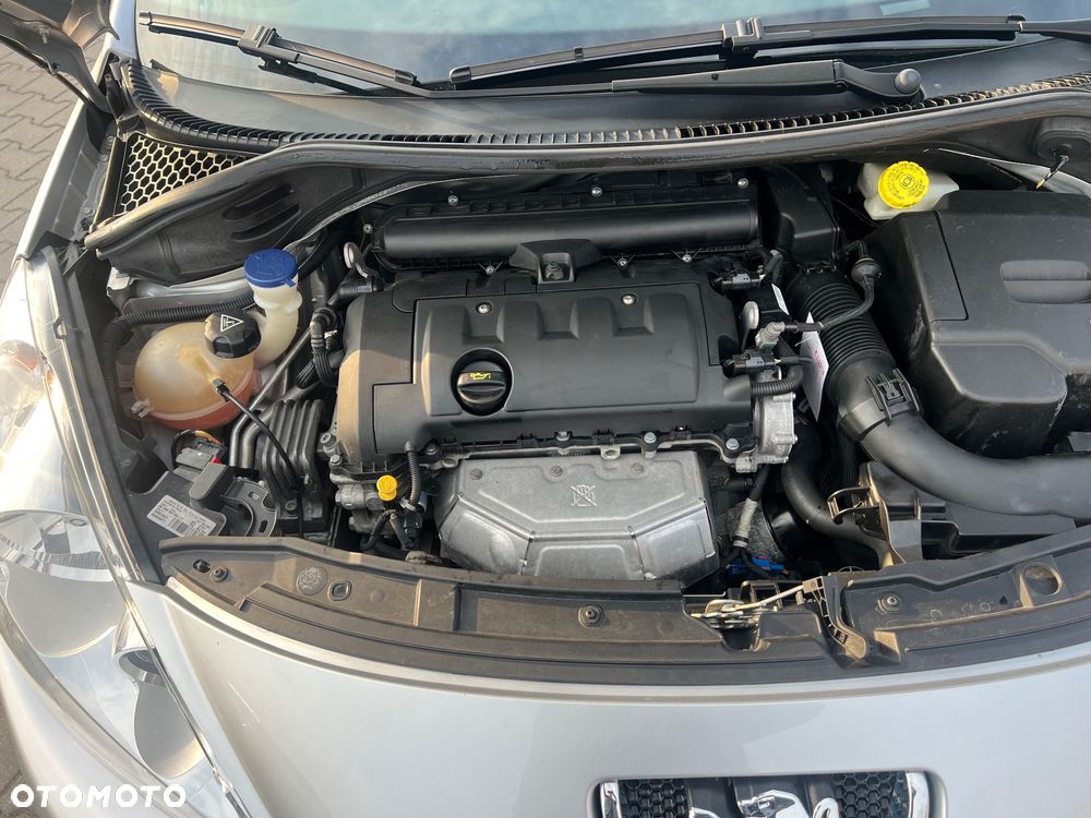 Peugeot 207 120 VTi Outdoor - 11