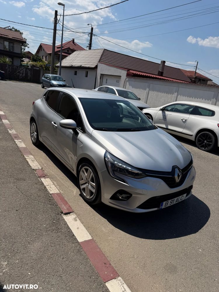 Renault Clio - 1