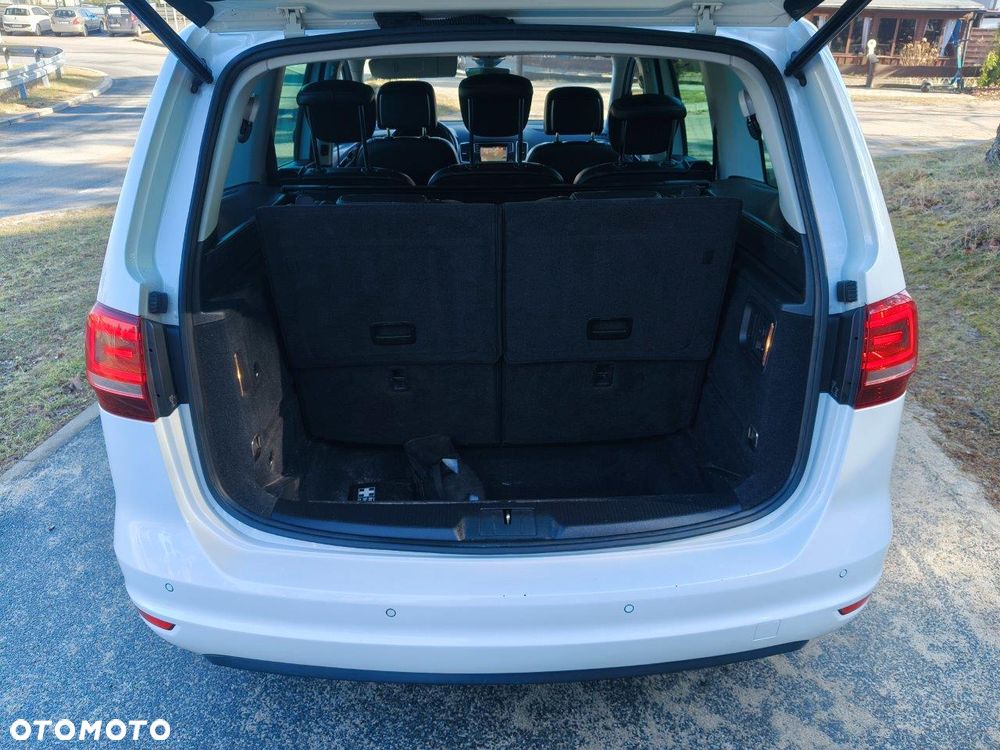 Volkswagen Sharan 2.0 TDI (BlueMotion Technology) Highline - 14