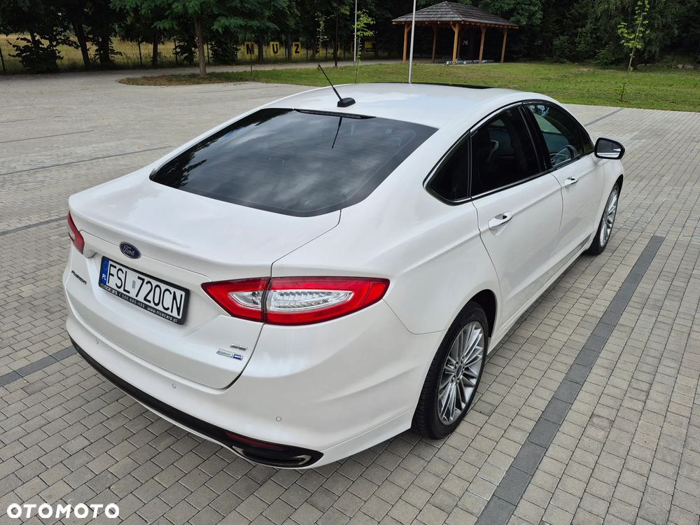 Ford Fusion - 9