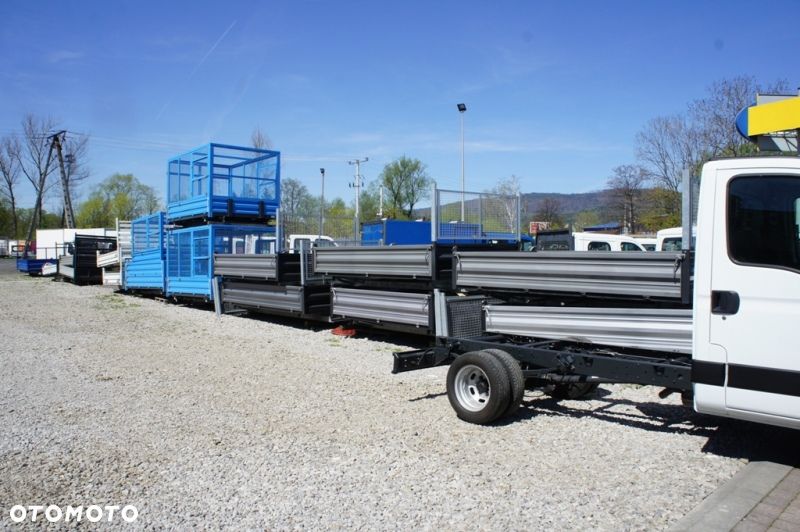 Iveco 35C15 rama skrzynia izoterma HDS żuraw - 15