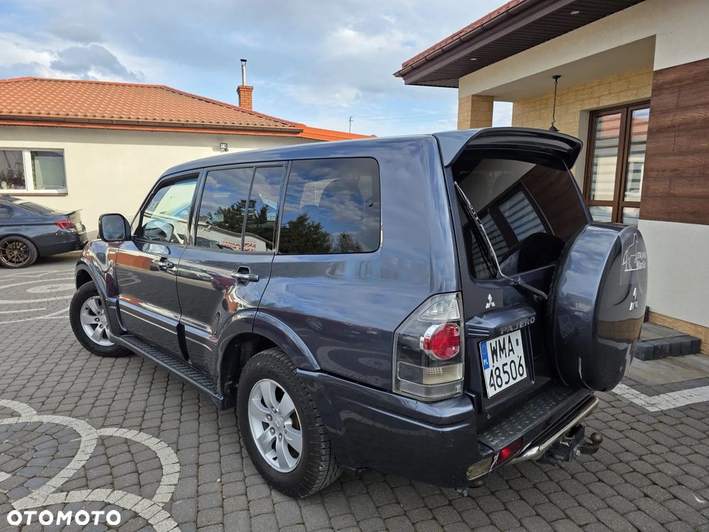 Mitsubishi Pajero 3.2 DID Instyle DAKAR - 6