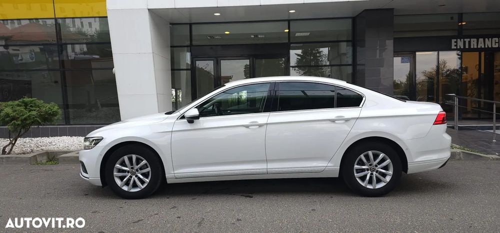 Volkswagen Passat 2.0 TDI DSG Comfortline - 19