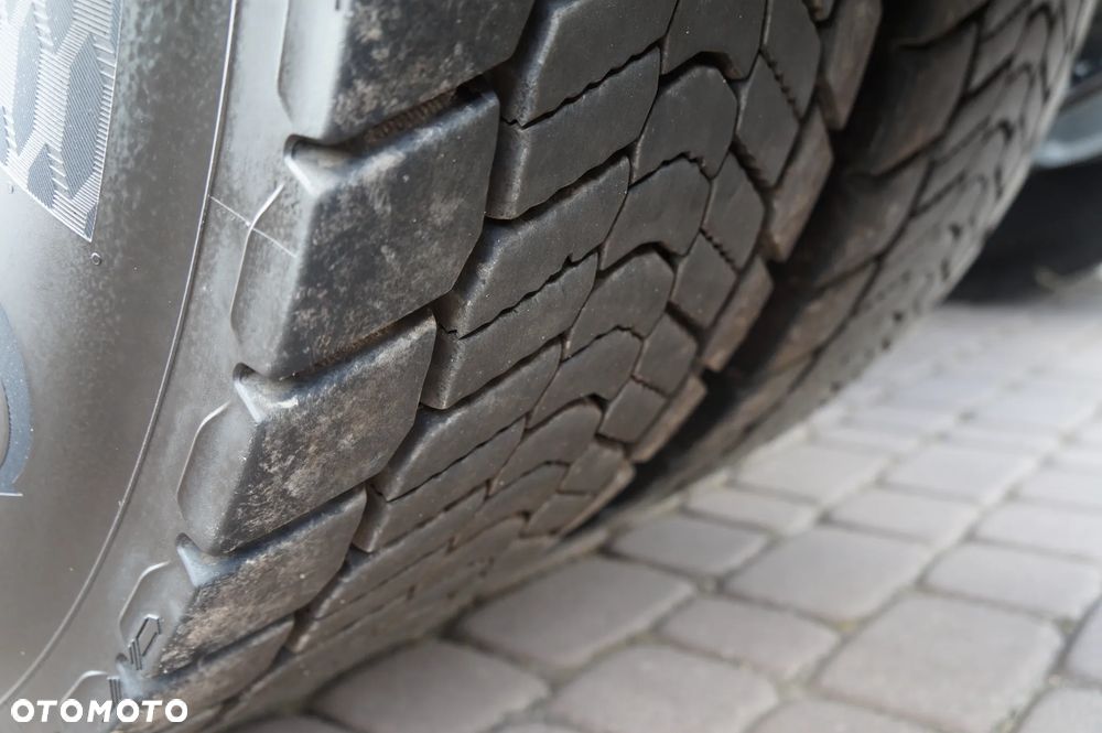 Volvo FH 4 EURO 6 GLOBETROTTER NISKI PRZEBIEG PEŁEN SERWIS - 7