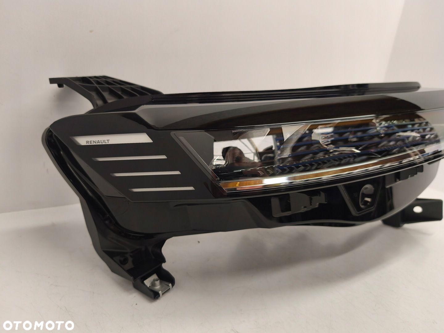LAMPA PRAWA FULL LED MEGANE E-TECH 260105882R - 2